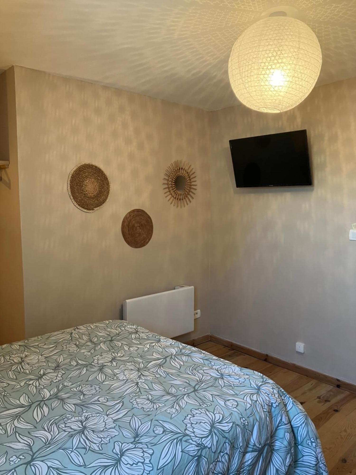 Holiday home Des Champs Fondus *